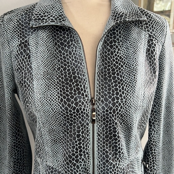 Dialogue Jacket - Picture 7 of 15